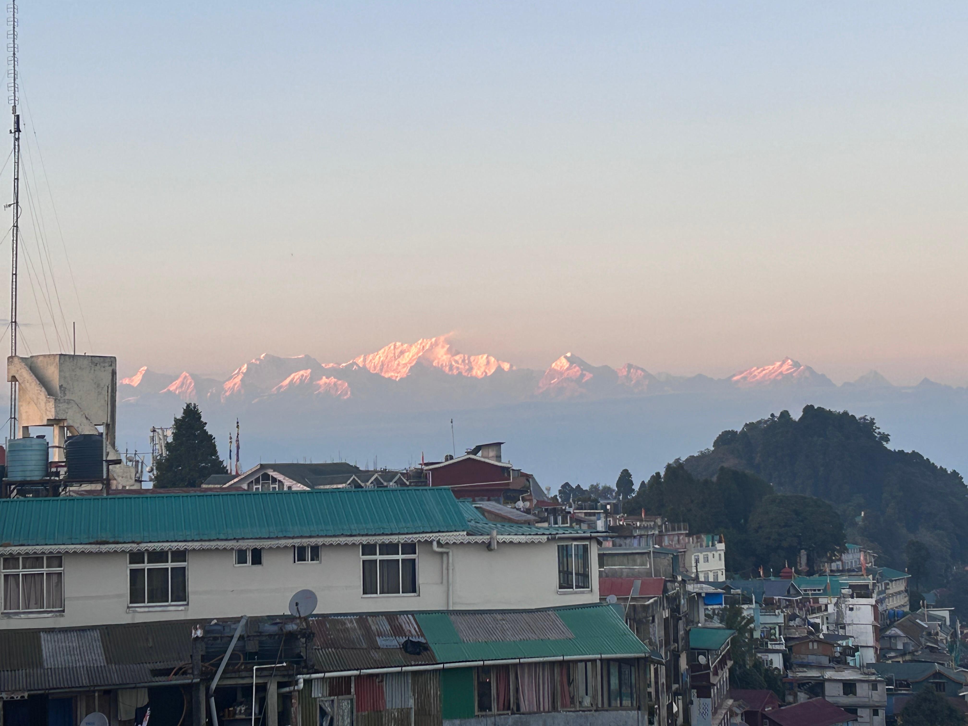 Sunrise from Dawaipani